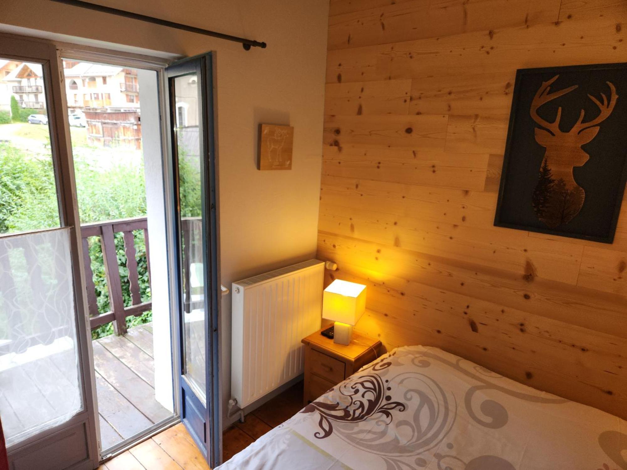 La Girandole Chambre D'Hotes Et Location D'Appartement Арв'є Екстер'єр фото