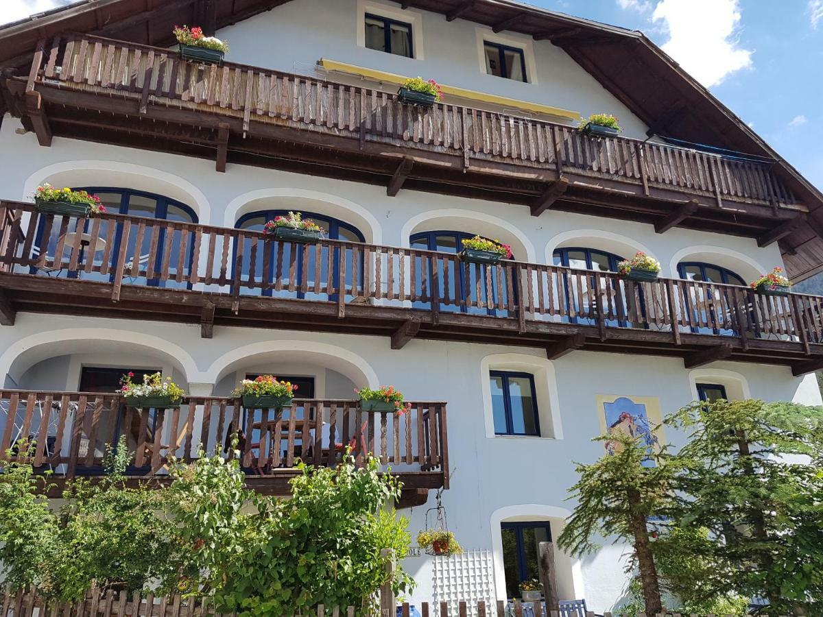 La Girandole Chambre D'Hotes Et Location D'Appartement Арв'є Екстер'єр фото